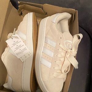 Adidas Wonder White Campus Sneakers